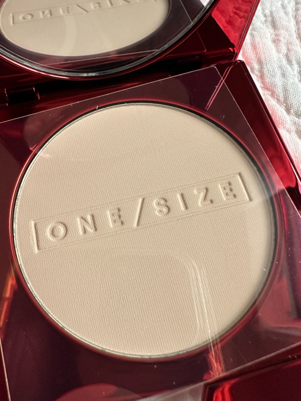 ONE/SIZE. Turn Up Base Versatile Foundation Powder. Fair 1 ( NR ). - Picture 3 of 12